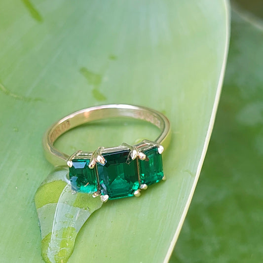 Emerald dress ring (Claire)