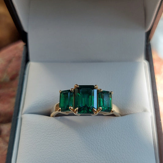 Emerald dress ring (Claire)
