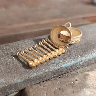 Emerald drop earrings