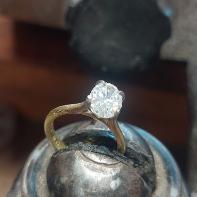 Oval diamond engagement ring  (Chloe)