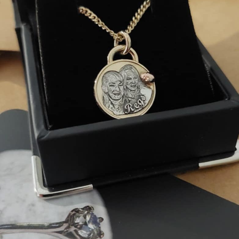 Memories in metal (Tracy, Regs)