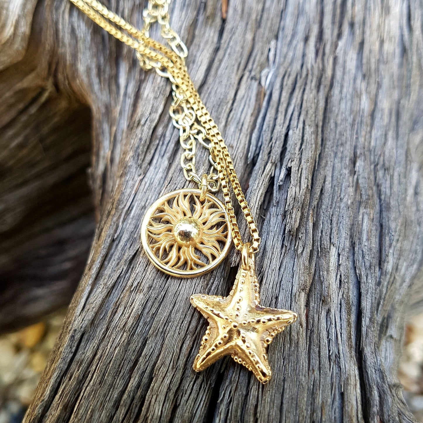 Sun Pendant – 9K Gold Coastal Charm